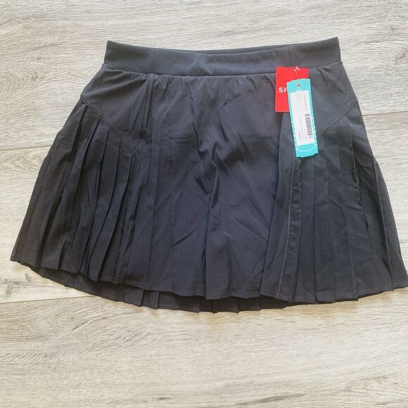 SPANX Skort Womens Small GET MOVING BOOTY BOOST Black Pleated Tennis Pickleball - Picture 1 of 8